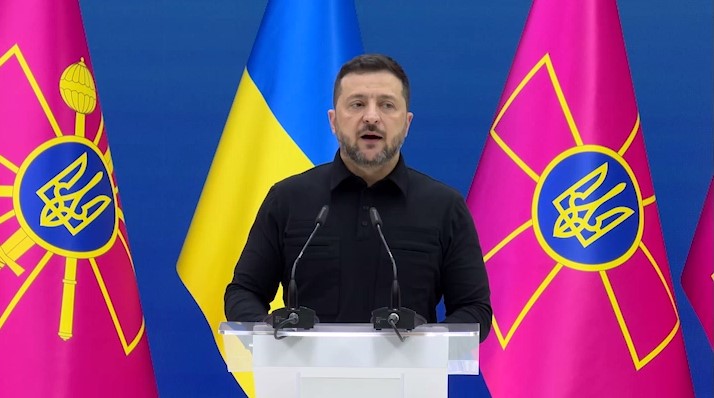 Зеленський назвав брак коштів на оборону головною проблемою України